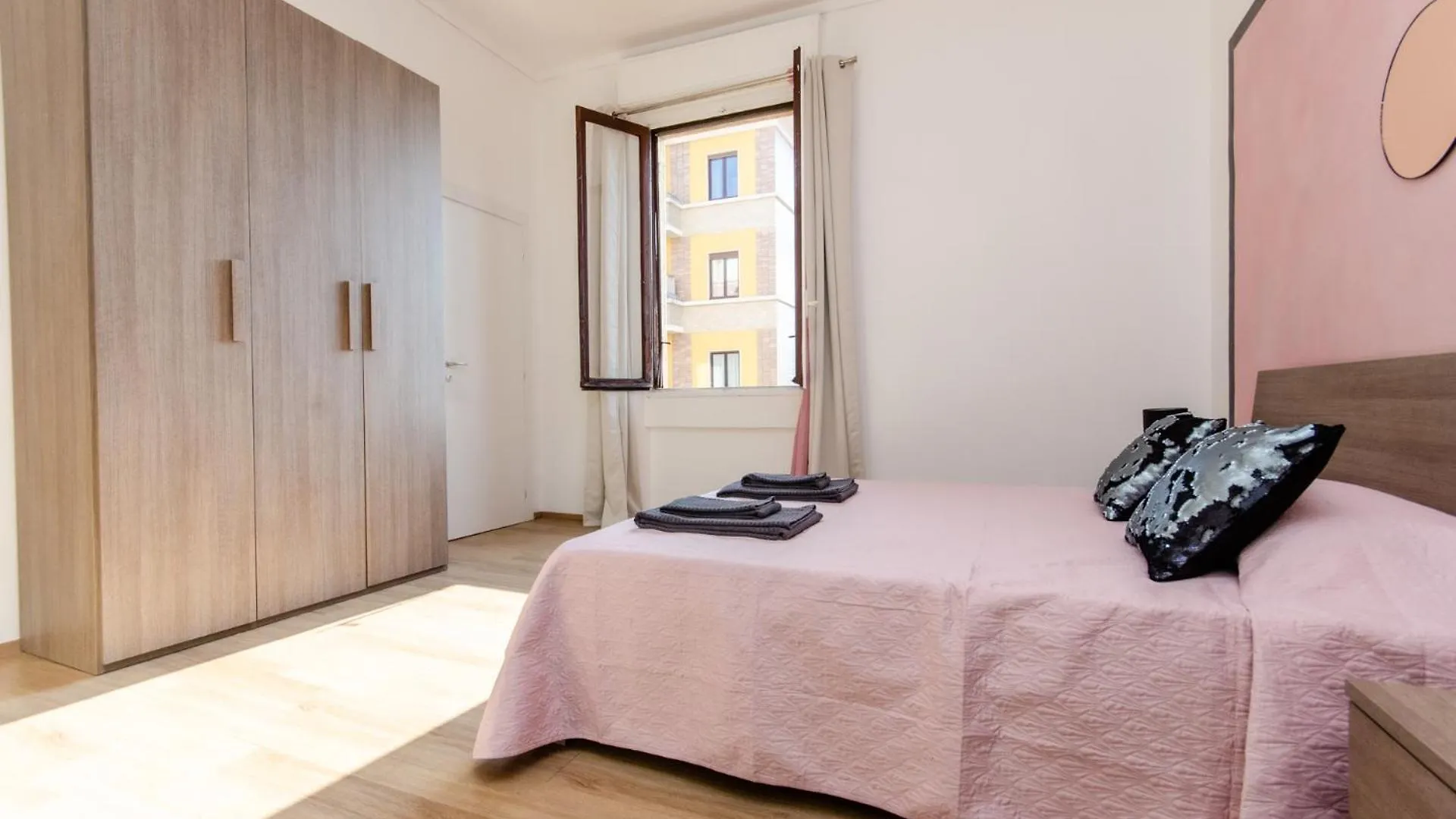 Homestay Pink Room Milan